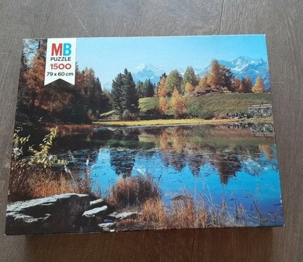 MB puzzel van 1500 stukjes, Ophalen of Verzenden, 500 t/m 1500 stukjes, Zo goed als nieuw, Legpuzzel