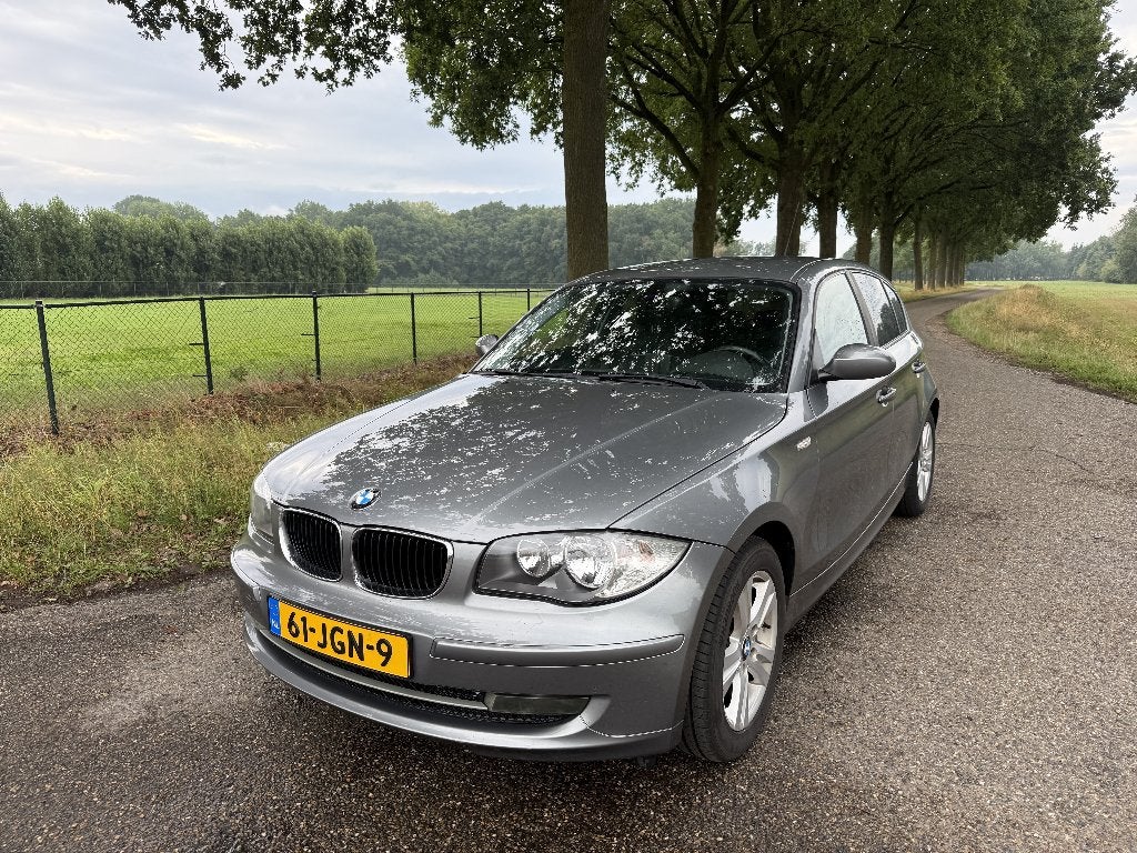BMW 1-serie 116i LCI Business | NAP | Nieuwe ketting & airco, 1-Serie, Achterwielaandrijving, 4 cilinders, 122 pk