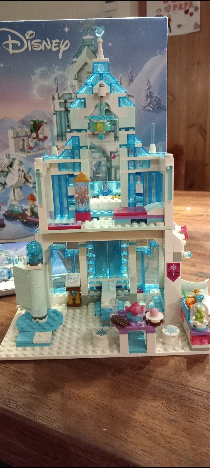 Foto 2 van LEGO Disney Frozen IJskasteel van Elsa (43172) - Incompleet