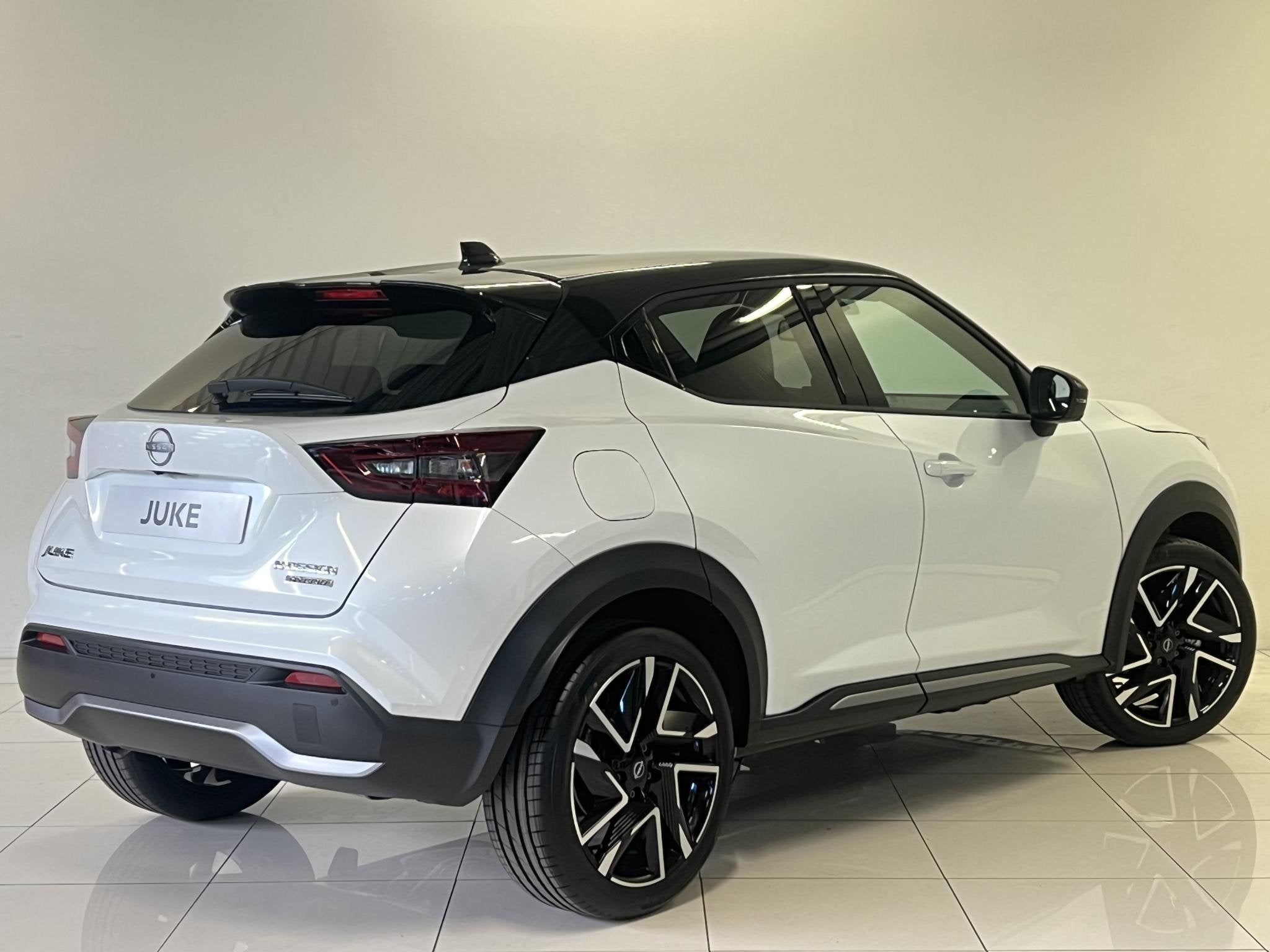 Nissan Juke 1.6 Hybrid N-Design | Cold Pack | Technology Pac, Auto's, Stof, Met garantie (alle), Bedrijf, Nieuw