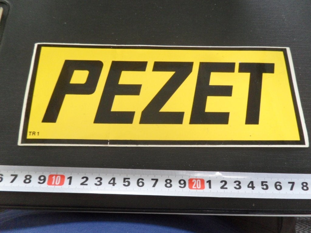 sticker PEZET, Ophalen of Verzenden, Zo goed als nieuw