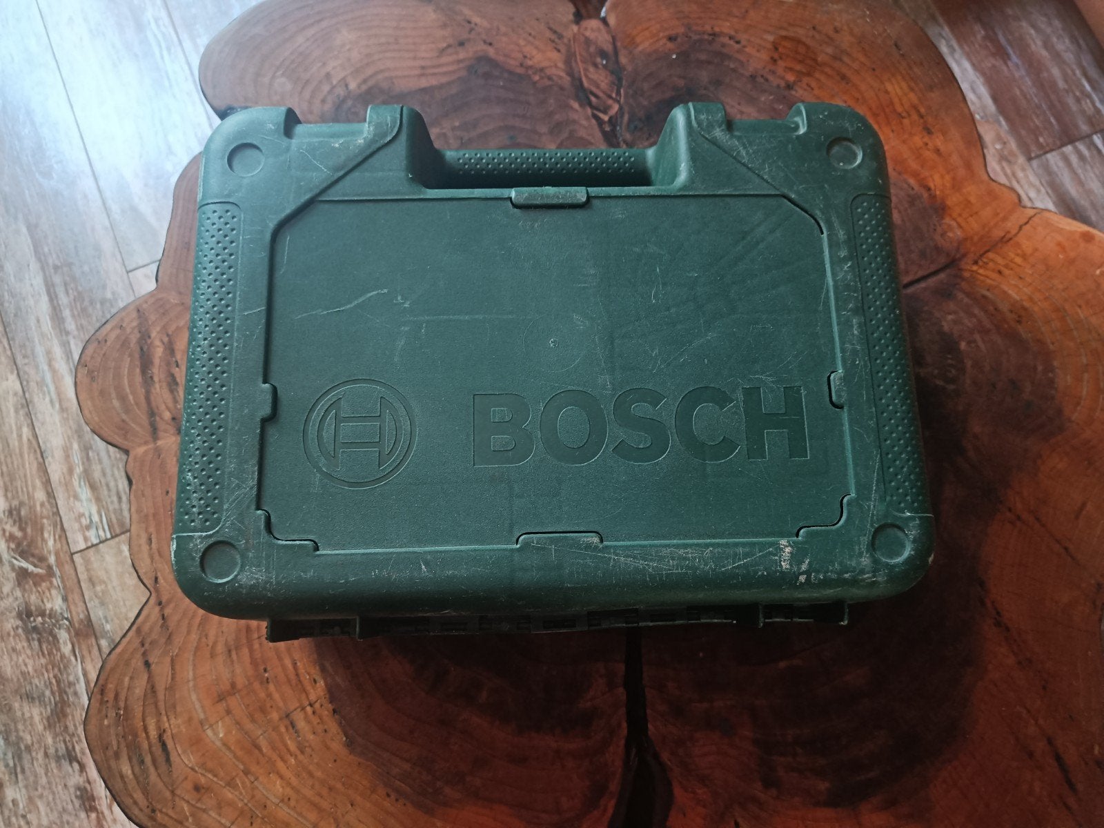 Bosch Slijptol PWS 650-125 met koffer en schijven, Doe-het-zelf en Verbouw, Ophalen, Gebruikt, Minder dan 700 watt, Haakse handslijpmachine