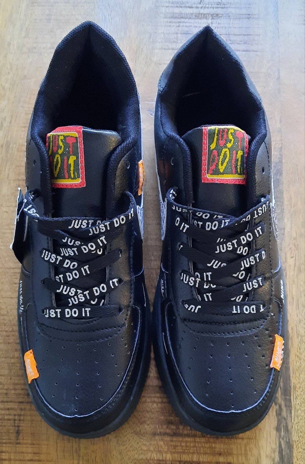 Zwarte Nike  sneakers met 'Just Do It' details maat 42, Zwart, Nike, Nieuw, Ophalen of Verzenden