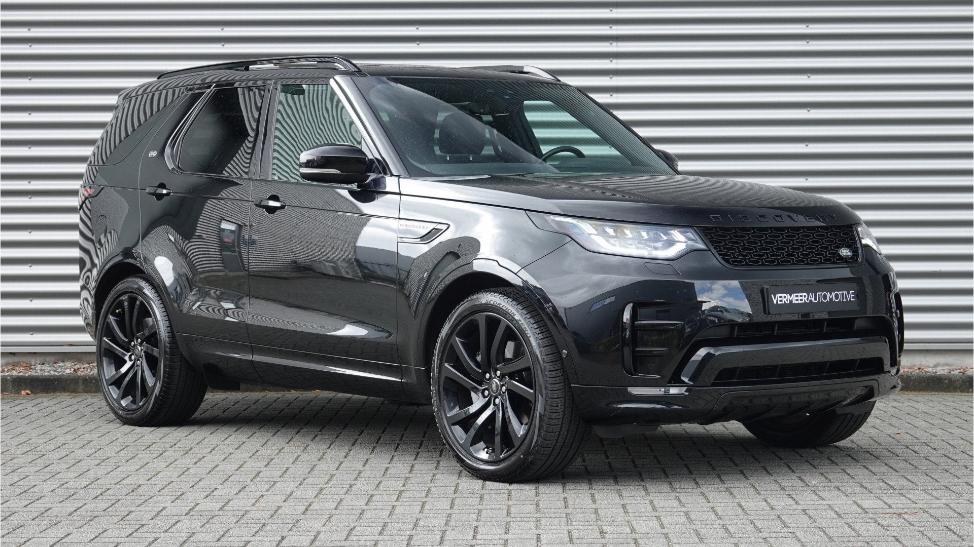 Land Rover Discovery 3.0 Sd6 Landmark Edition 7p. Black Opti, Auto's, Automaat, Gebruikt, 2993 cc, 7 stoelen