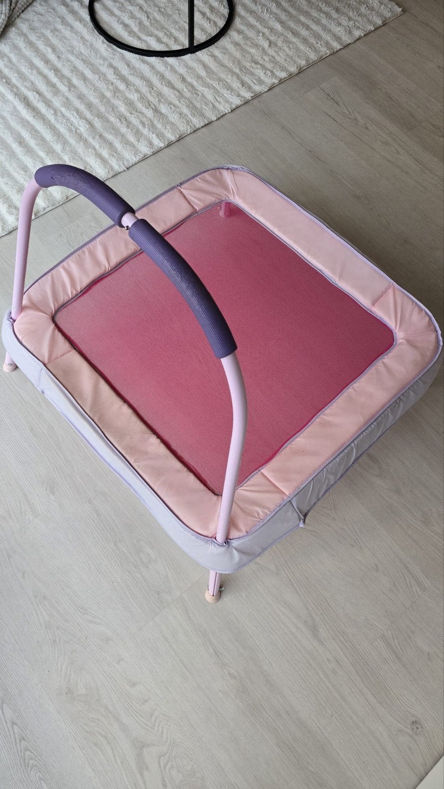 Roze kinder mini trampoline met handvat, Ophalen of Verzenden, Gebruikt