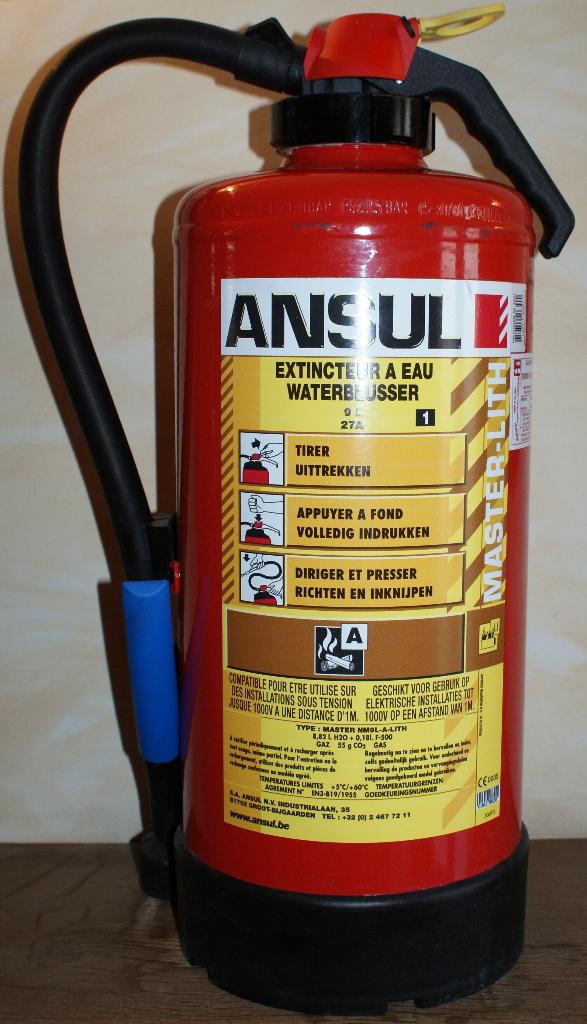 ANSUL Master-Lith Schuimblusser 9L Lithium batterij brand., Huis en Inrichting, Brandblussers en Brandkasten, Ophalen of Verzenden