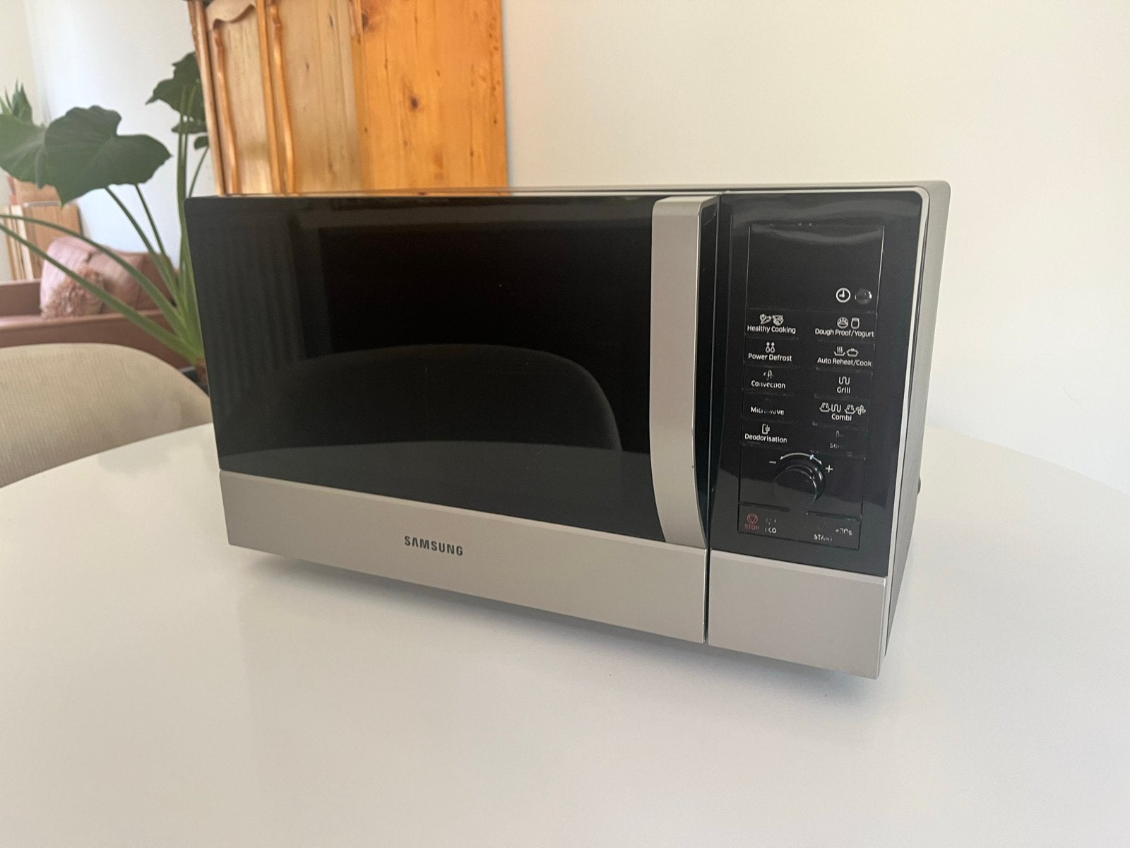 Samsung CE107M Combimagnetron - Zilver/Zwart, Ophalen, Combimagnetron, Gebruikt, Grill