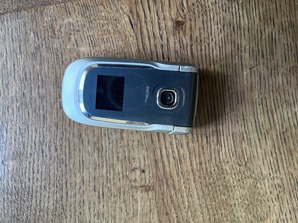 nokia, Ophalen, Gebruikt, Inklapmodel, Minder dan 3 megapixel