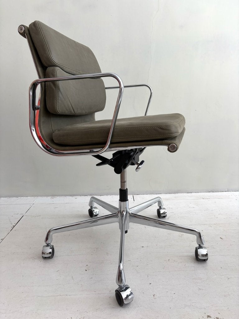 Vitra Eames Soft Pad Chair / bureaustoel, groen, Huis en Inrichting, Bureaustoelen, Ophalen, Nieuw, Bureaustoel, Groen