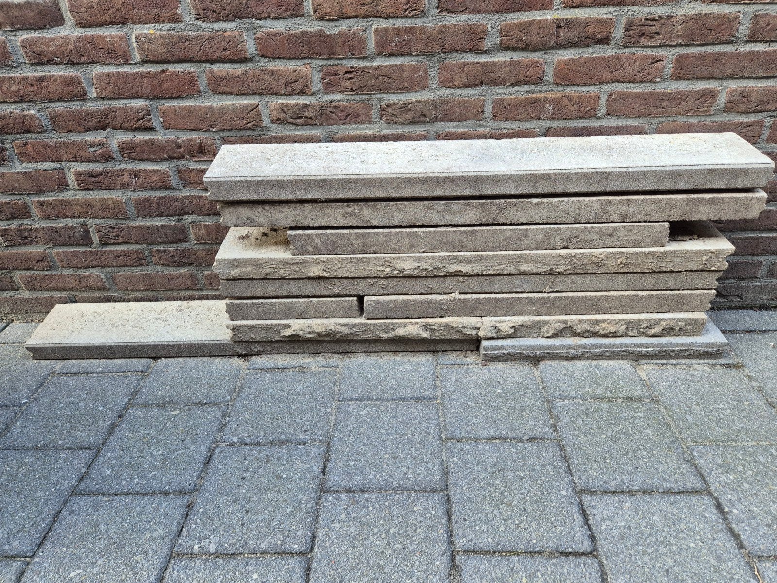 Gebruikte stoepbandjes / opsluitbanden, Tuin en Terras, Ophalen, Gebruikt, Beton, Overige typen