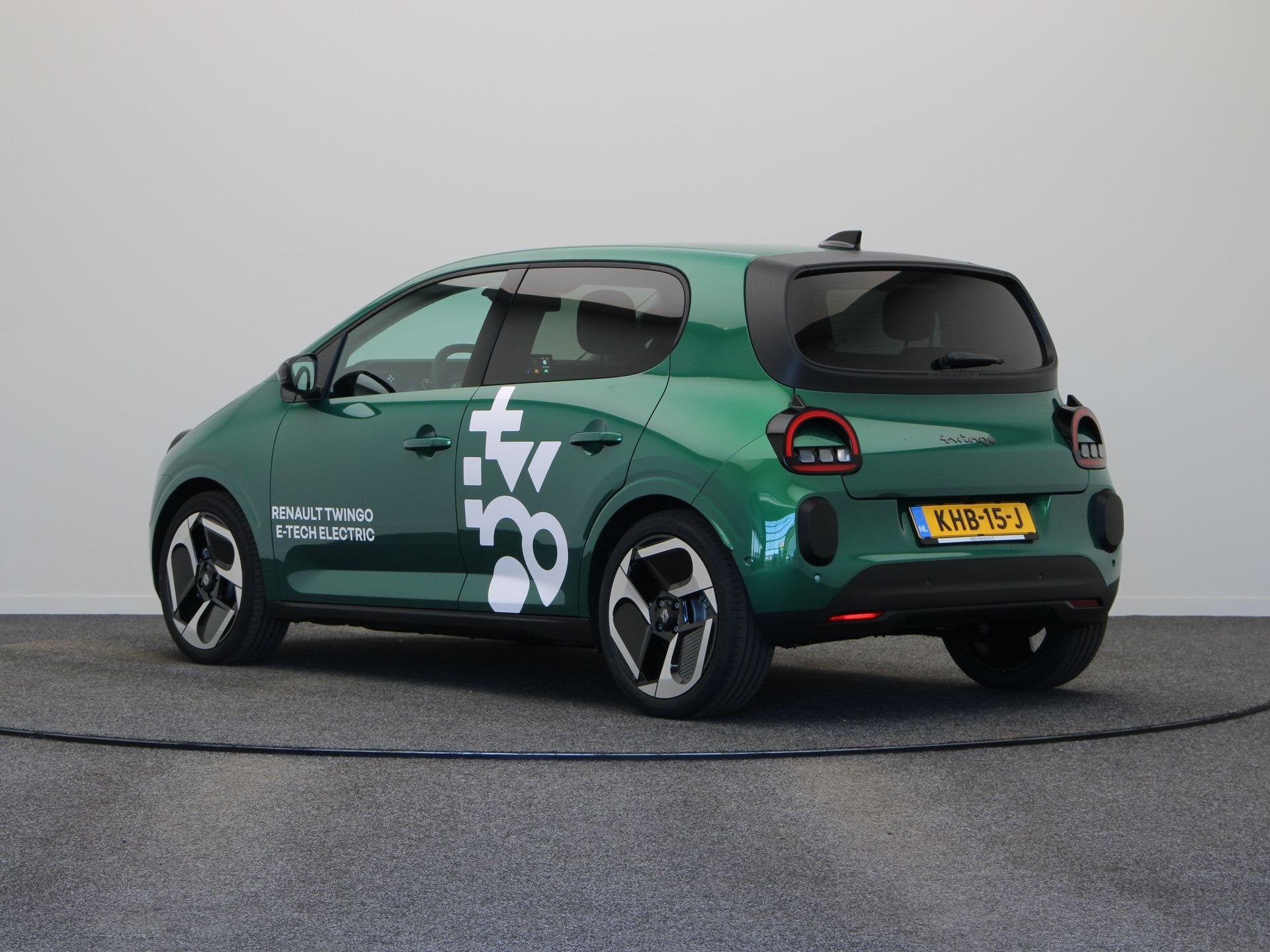 Renault Twingo urban range techno 27.5 kWh | Stoelverwarming, Electronic Stability Program (ESP), 180 min, Origineel Nederlands