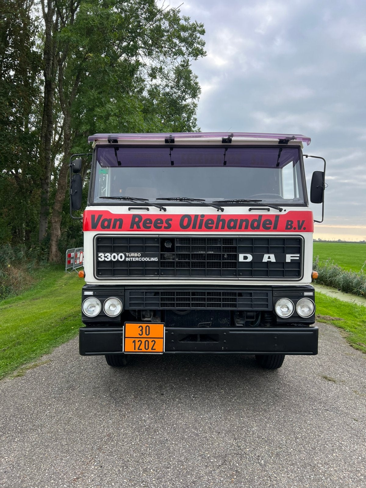 Daf 3300 1983 belastingvrij, Particulier, Te koop