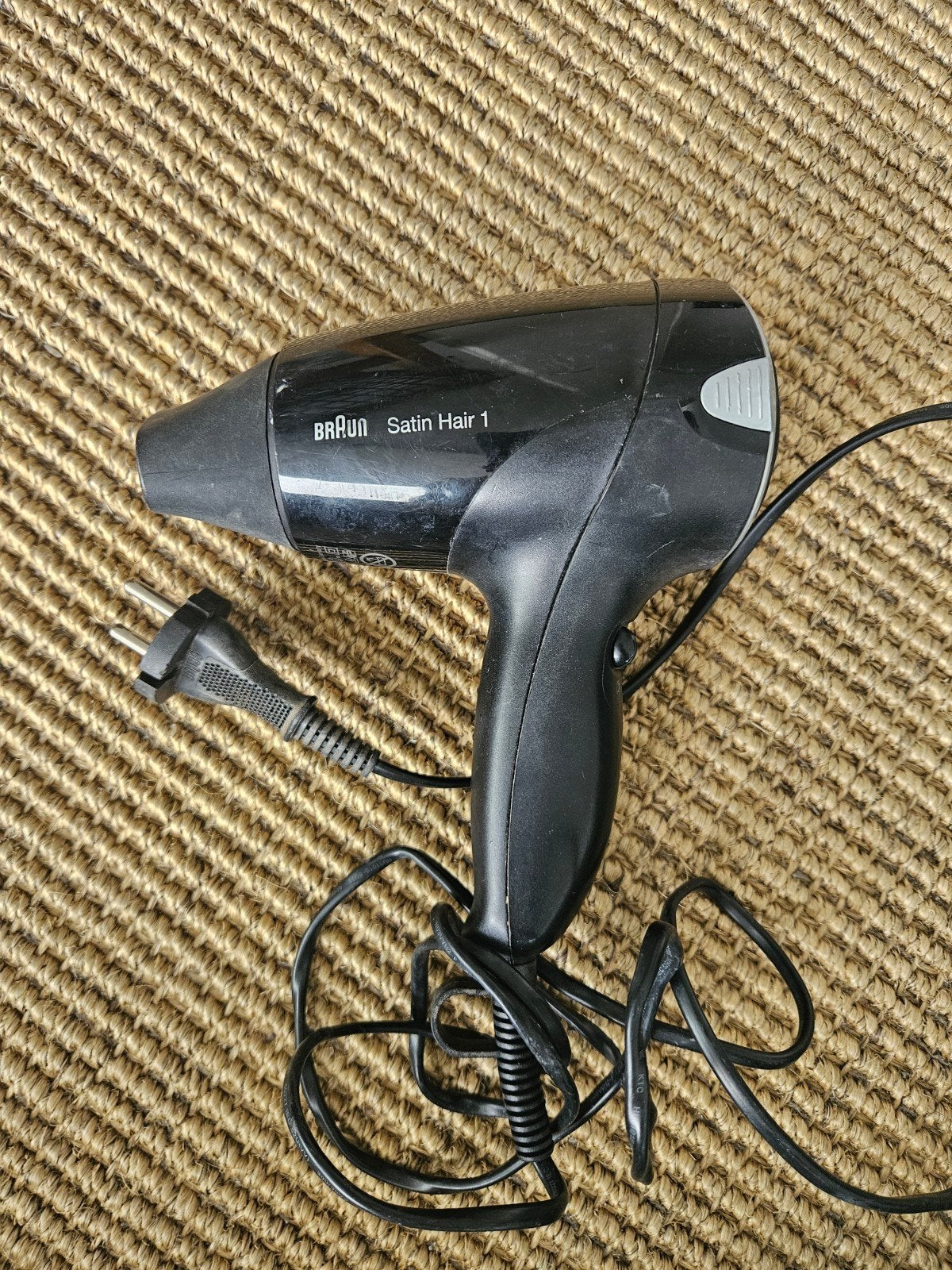 Braun Satin Hair 1 Föhn - Compact en Krachtig, Ophalen of Verzenden, Gebruikt, Haarverzorging