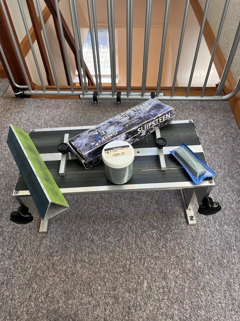 Slijptafel met toebehoren, Sport en Fitness, Schaatsen, Ophalen of Verzenden, Zo goed als nieuw, Noren, Viking