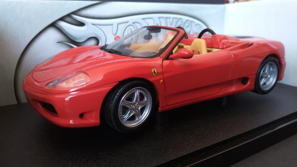 Ferrari 360 Spider Modena 1:18 Hot Wheels Pol, 1186 MJ 1 NL, Auto, Verzenden, Zo goed als nieuw