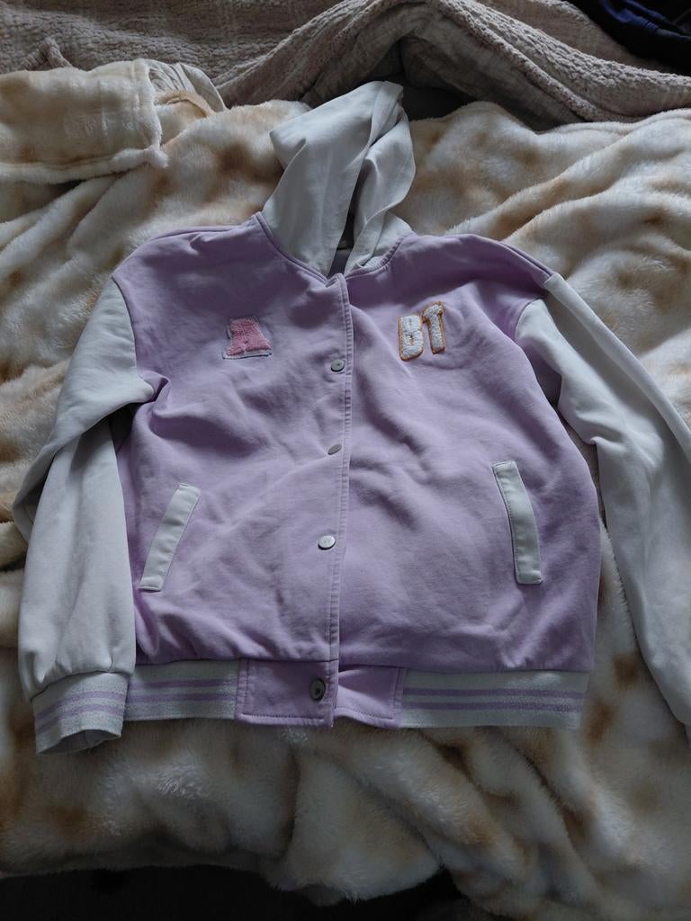 Kindervest bijna gratis, Kinderen en Baby's, Kinderkleding | Maat 164, Ophalen, Zo goed als nieuw, Meisje, Trui of Vest