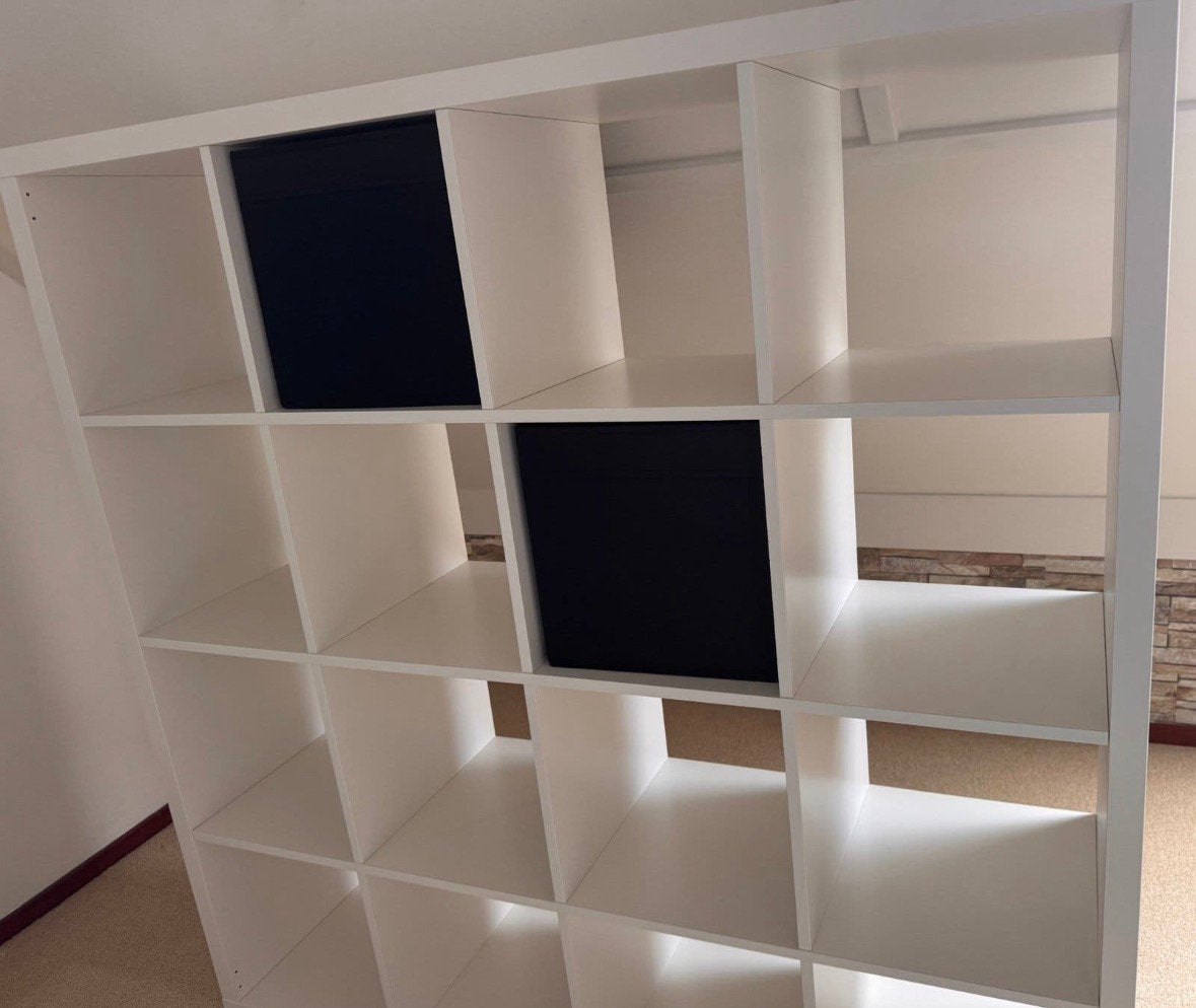 Ikea Kallax 16 vakkenkast, wit incl. 4 zwarte opbergers, Huis en Inrichting, Ophalen, Gebruikt, 100 tot 150 cm, Minder dan 150 cm