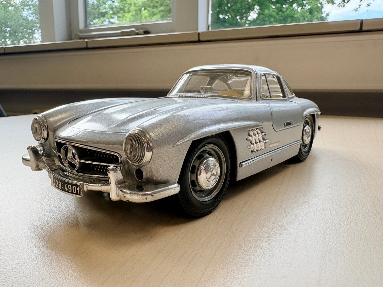 300SL Gullwing 1:18, Hobby en Vrije tijd, Modelauto's | 1:18, Ophalen of Verzenden, Zo goed als nieuw, Auto, Maisto