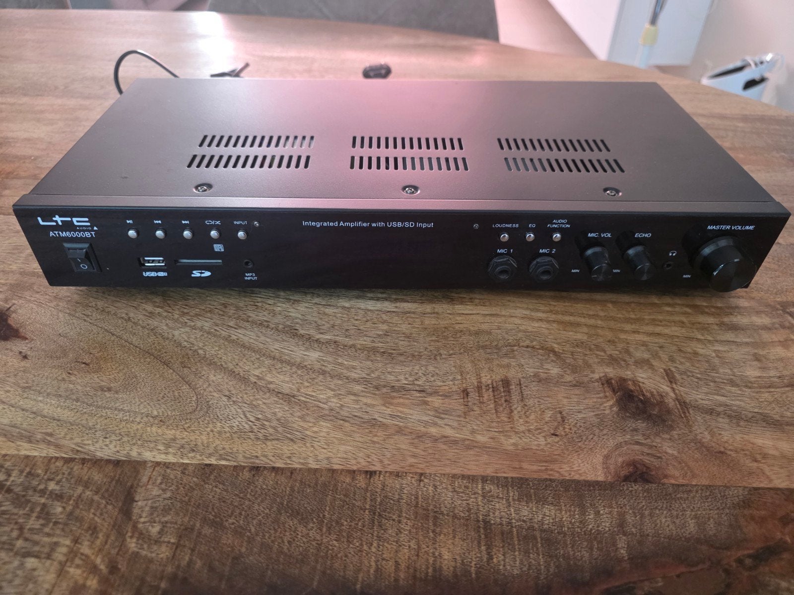 LTC ATM6000BT Geïntegreerde Versterker met USB/SD Input, Overige merken, Gebruikt, Ophalen of Verzenden, 60 tot 120 watt