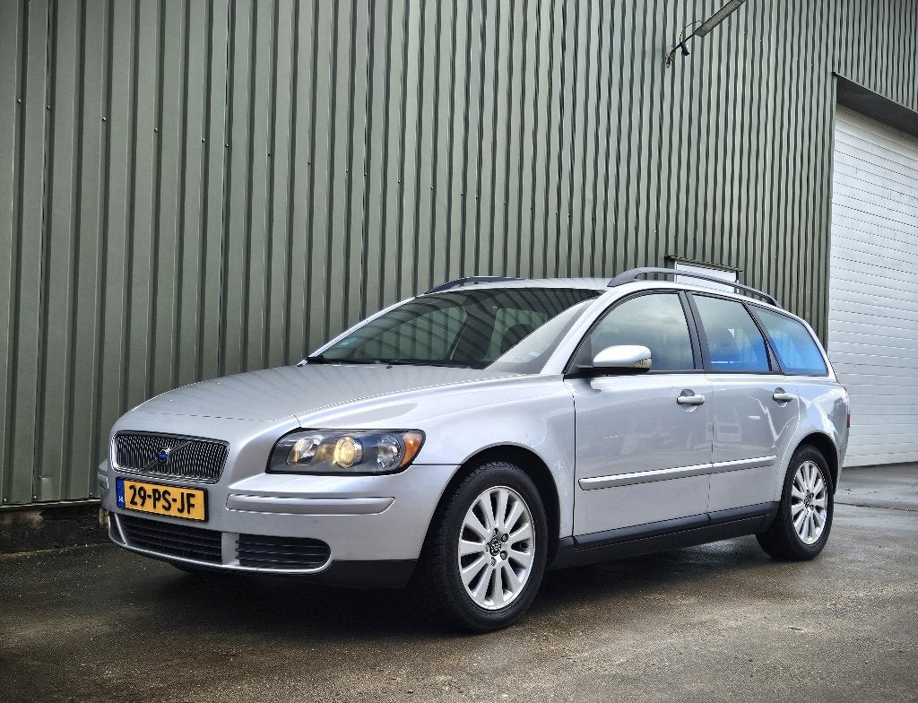 Volvo V50 2.4 140PK 2004 | Trekhaak | LM velgen, Auto's, Volvo, Stof, Zwart, Origineel Nederlands, V50
