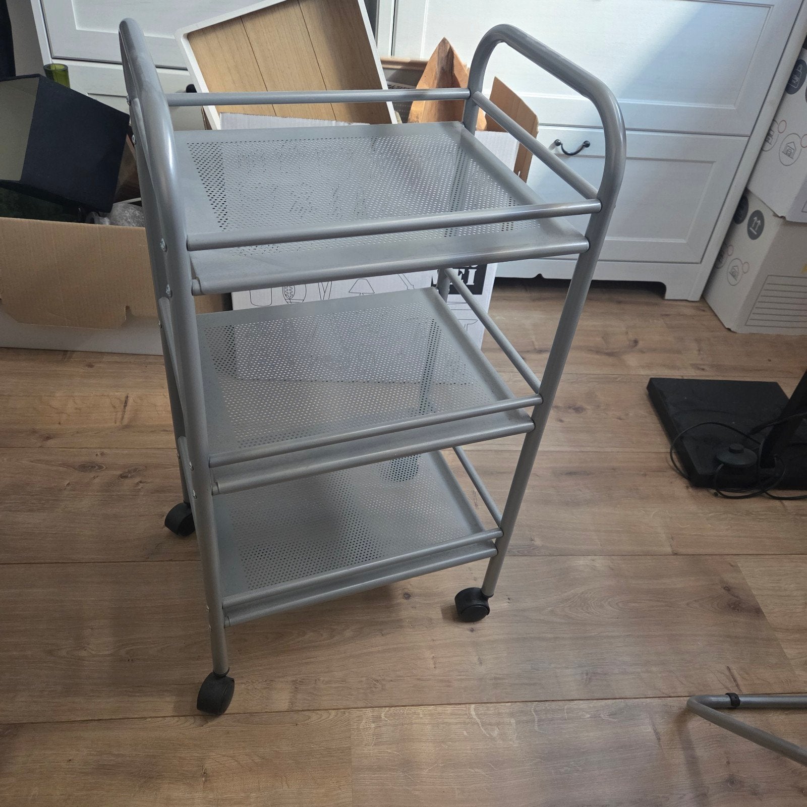 Metalen trolley met wieltjes, Ophalen, Zo goed als nieuw