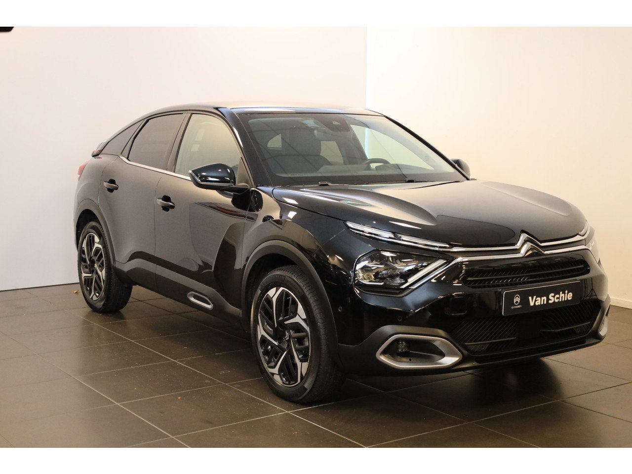 Citroën C4 PT 130 Shine Automaat-8 Alcantara | Stoelverwarm, Automaat, Adaptive Cruise Control, Gebruikt, 1199 cc