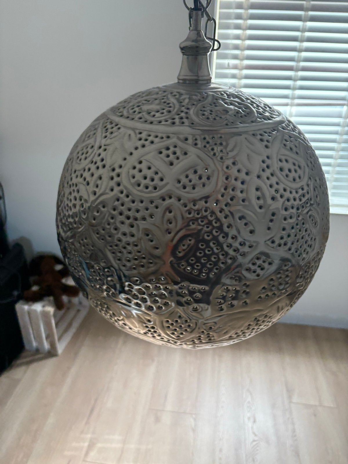 Oosterse hanglamp met gedetailleerd patroon, Huis en Inrichting, Ophalen, Zo goed als nieuw, Metaal, 50 tot 75 cm