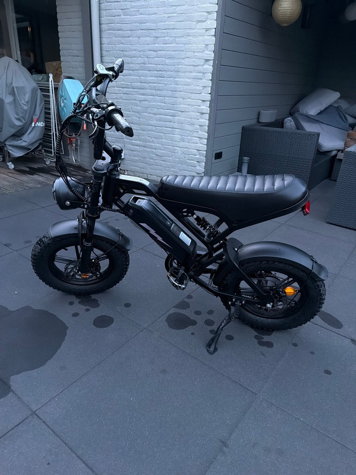 Fatbike mini met oplader en fietspomp, Gebruikt, 59 cm of meer, 30 tot 50 km per accu, Ophalen