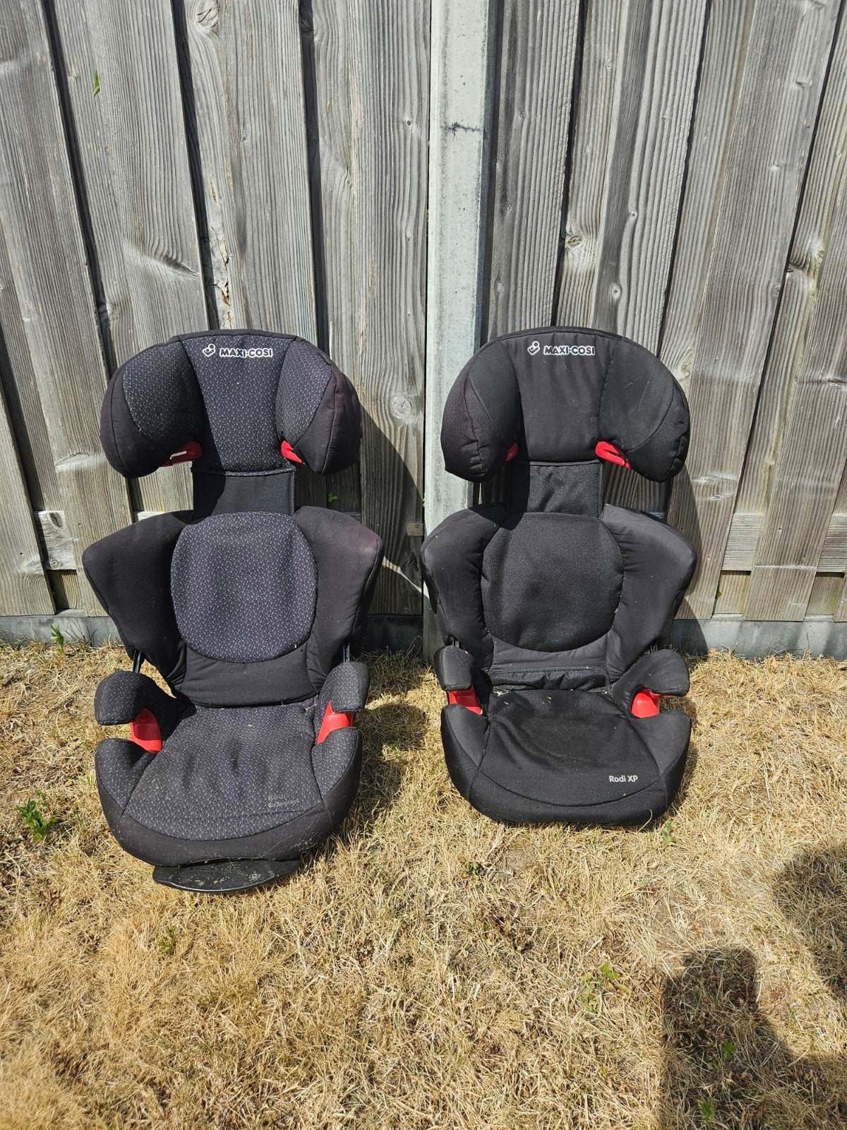 2 autostoelen merk maxi cosi., Ophalen, 15 t/m 36 kg, Zijbescherming, Maxi-Cosi