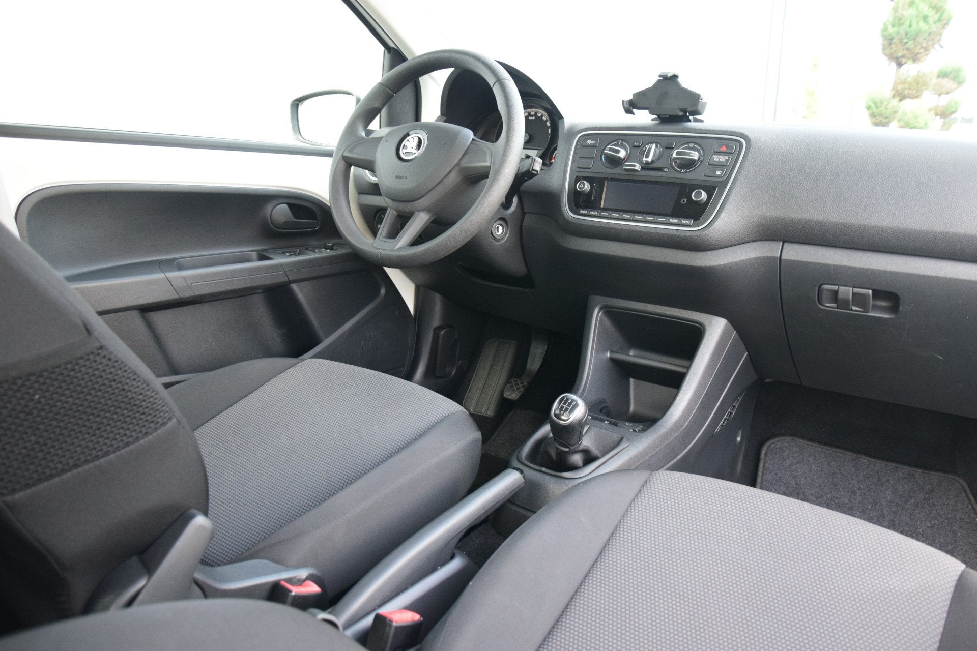 Skoda Citigo 1.0 Greentech Ambition Airco Cruise Lmv Pdc, Voorwielaandrijving, Stof, Gebruikt, 60 pk
