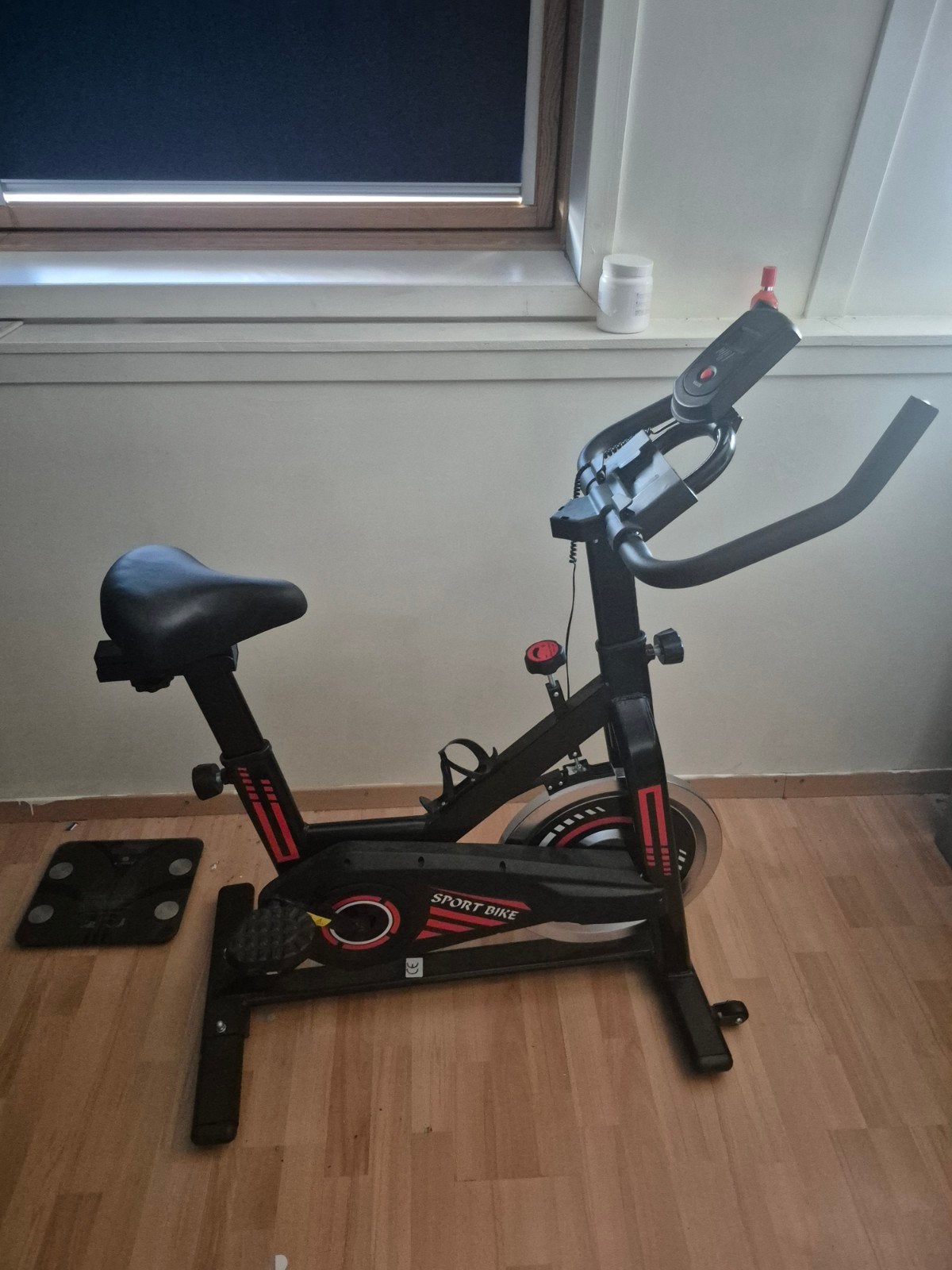 hometrainer, Sport en Fitness, Fitnessapparatuur, Ophalen, Zo goed als nieuw, Hometrainer