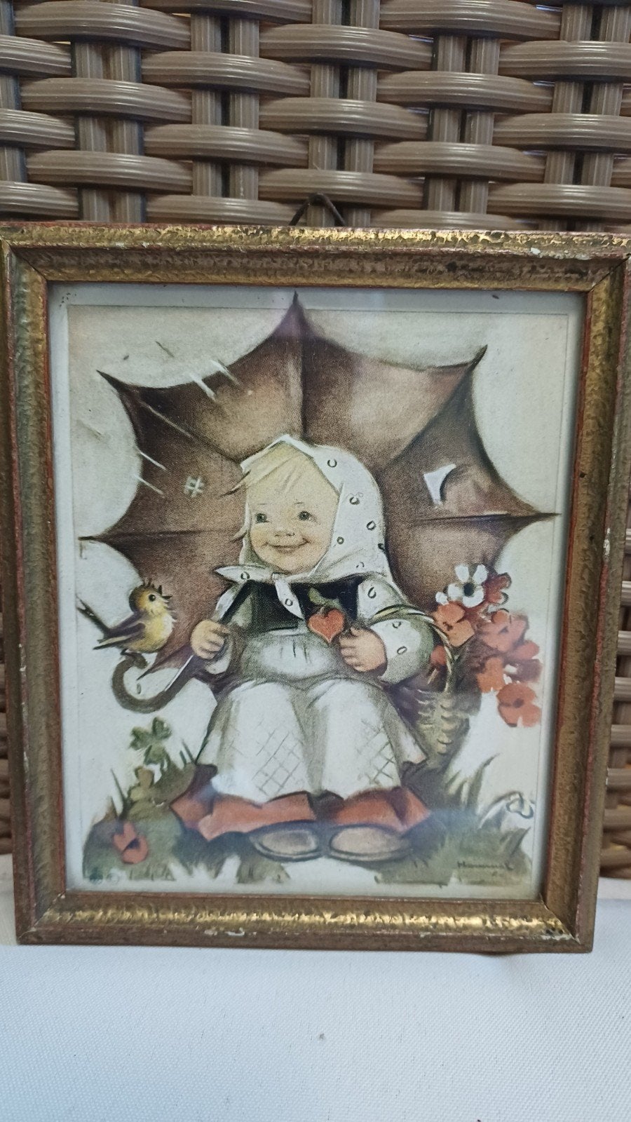Hummel ingelijste prent, meisje met paraplu en vogel, Ophalen of Verzenden