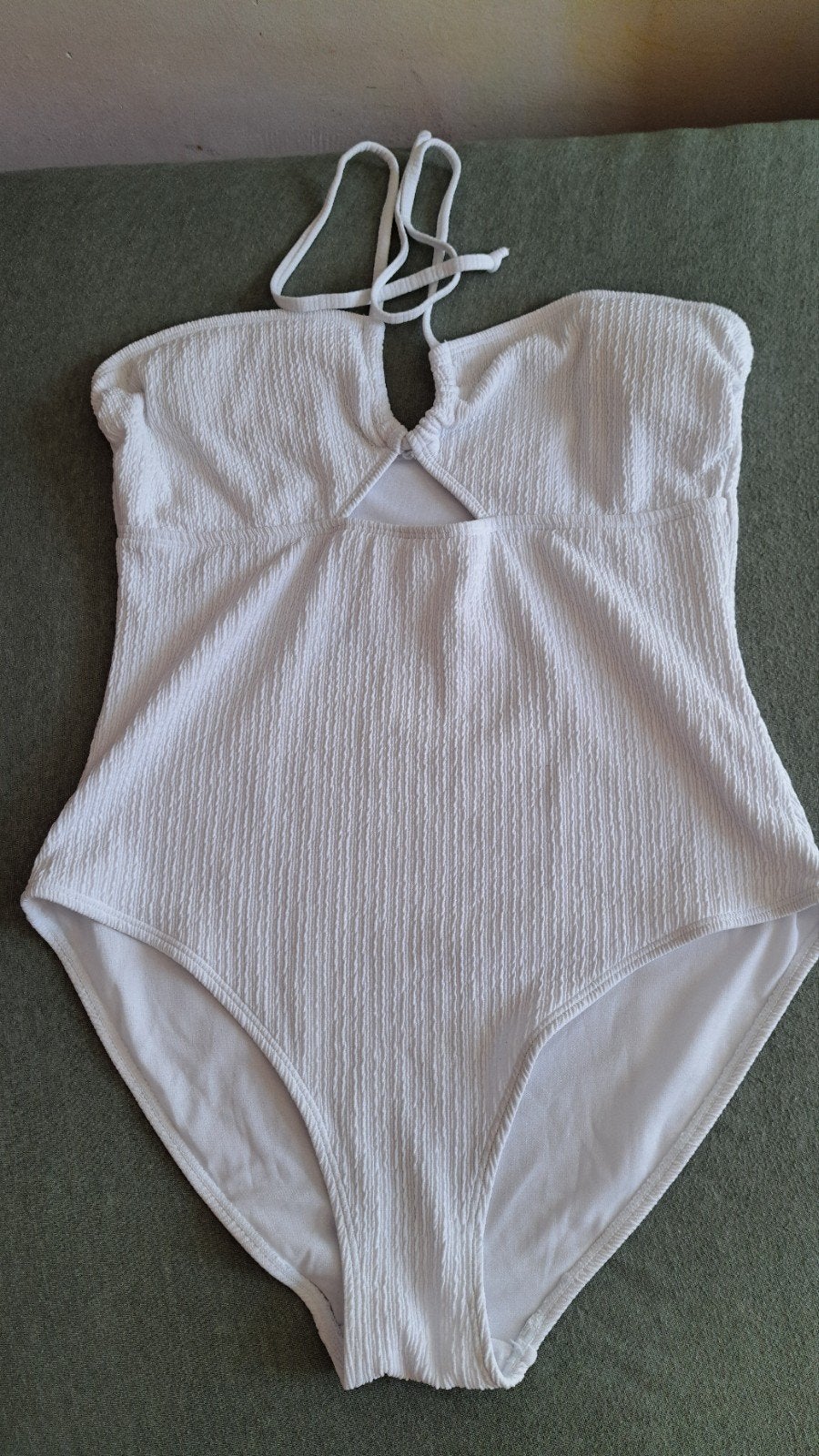 Witte badpak met textuur en open detail - Primark, Kleding | Dames, Badmode en Zwemkleding, Primark, Wit, Badpak, Ophalen of Verzenden