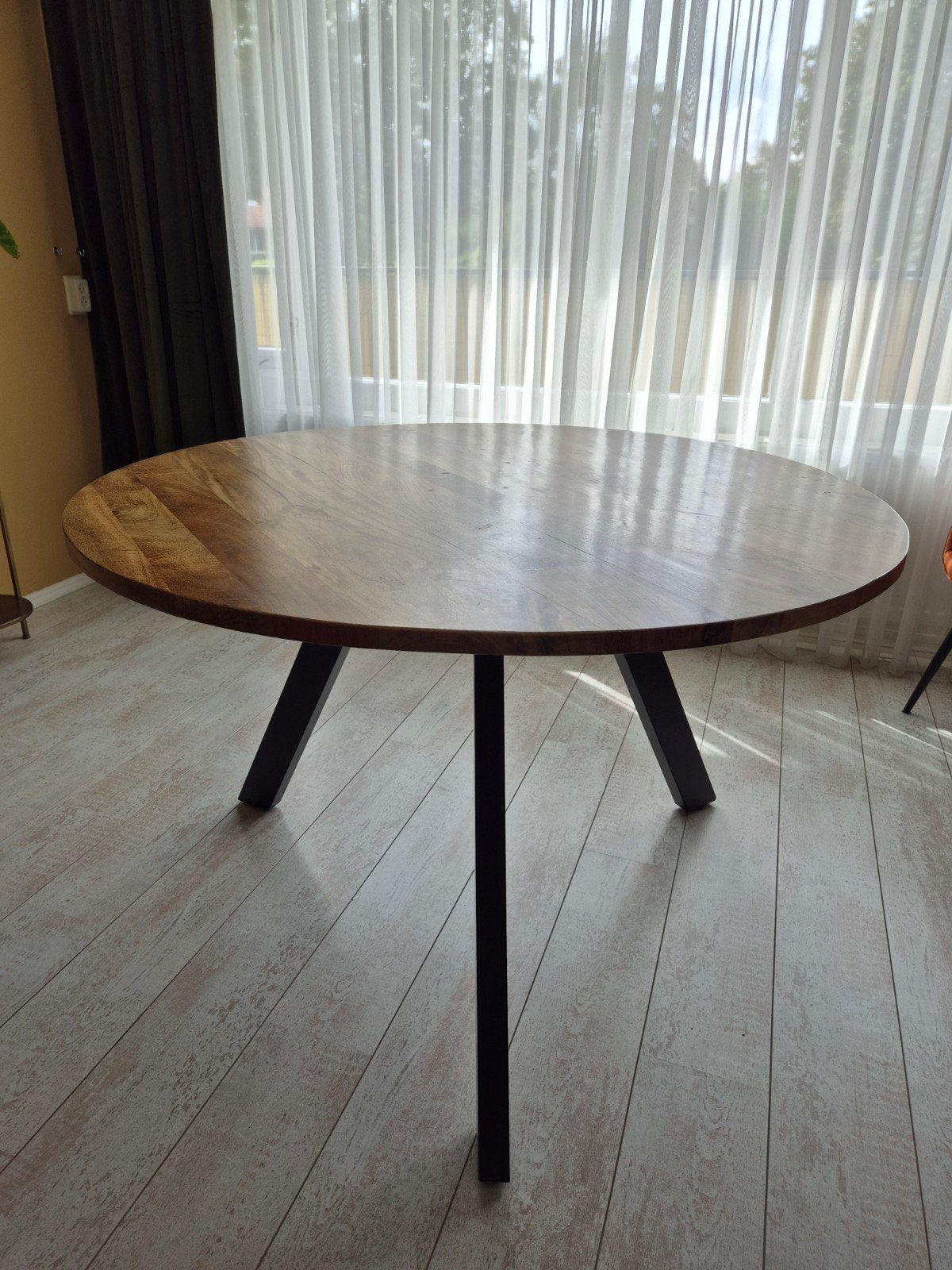 Eettafel rond 120 cm, Huis en Inrichting, Ophalen, Rond, Vier personen, 100 tot 150 cm
