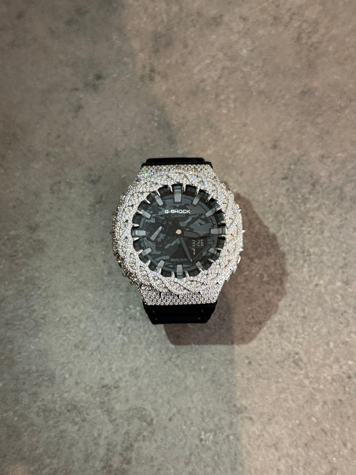 G-Shock GA-2100 Moissanite Iced Out Camo, Sieraden, Tassen en Uiterlijk, Casio, Kunststof, Polshorloge, Ophalen of Verzenden