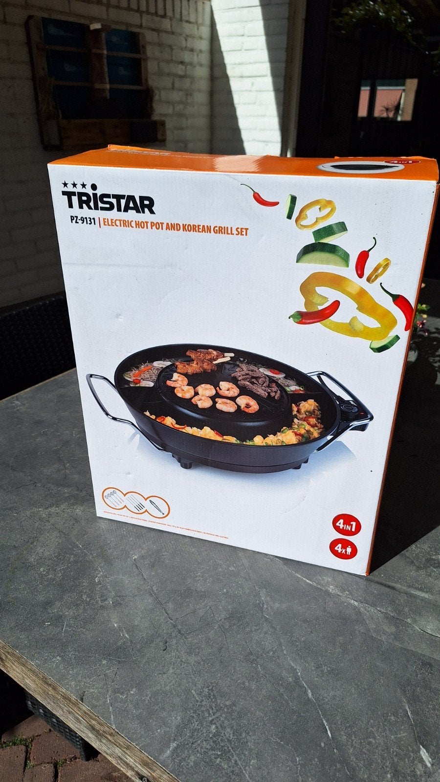 Nieuwe elektrische hot pot en Koreaanse grill set, Ophalen, Nieuw, 4 t/m 7 personen