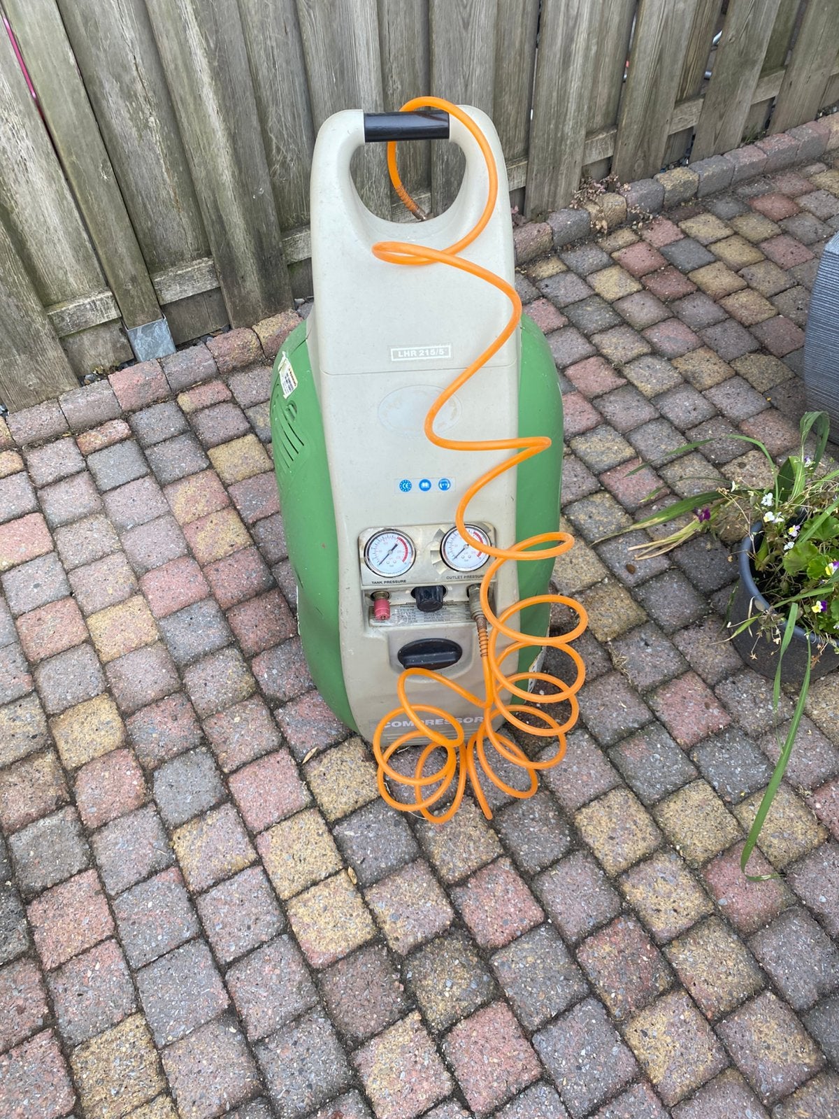 Compressor lhr215/5 Airpress, 100 liter of meer, Ophalen, Gebruikt, Minder dan 200 liter/min