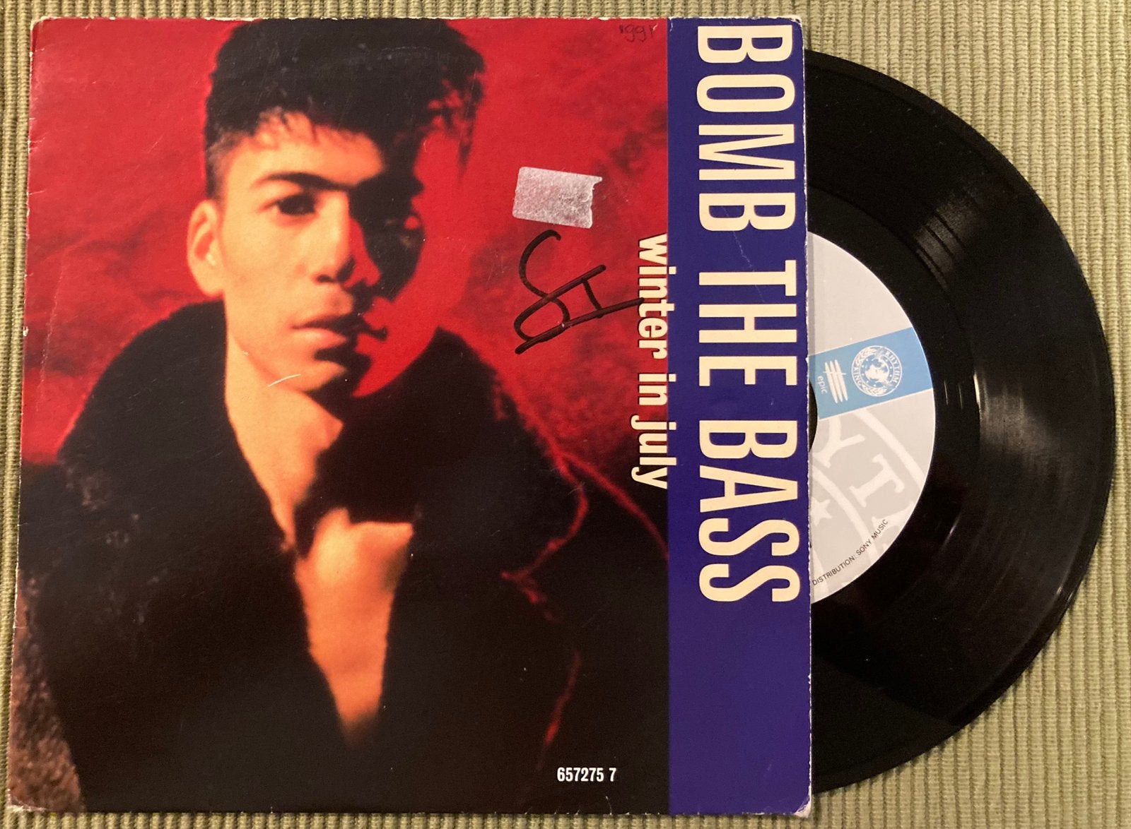Vinyl single Bomb the Bass - Winter in July, Gebruikt, 7 inch, Ophalen of Verzenden, Pop