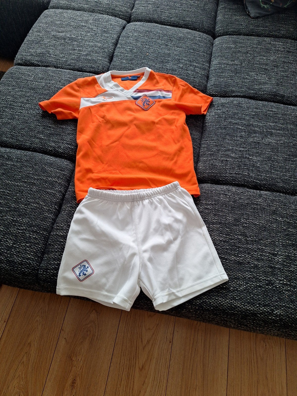 Oranje voetbaltenue voor kinderen, Ophalen of Verzenden, Gebruikt, Onbekend, Jongen of Meisje