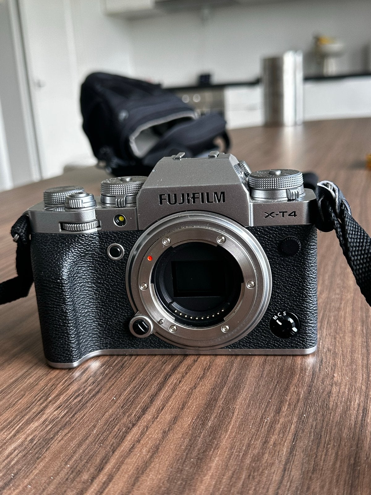 Fujifilm X-T4 body - Goede staat, incl. nieuwe batterij, Ophalen, Zo goed als nieuw, Fujifilm, Accu