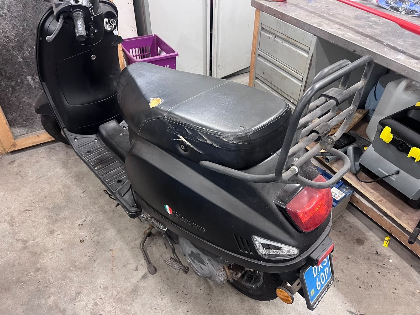 Blauw kenteken - Senzo Scooter - Project/ opknapper, Ophalen, Gebruikt, Benzine, Overige merken