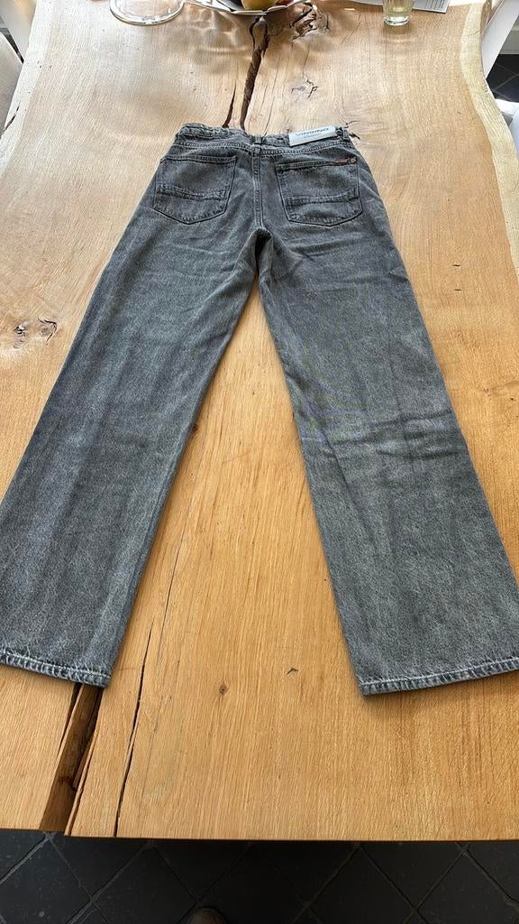 Grijze spijkerbroek, Kleding | Heren, Broeken en Pantalons, Ophalen of Verzenden, Zo goed als nieuw, Overige maten, Grijs
