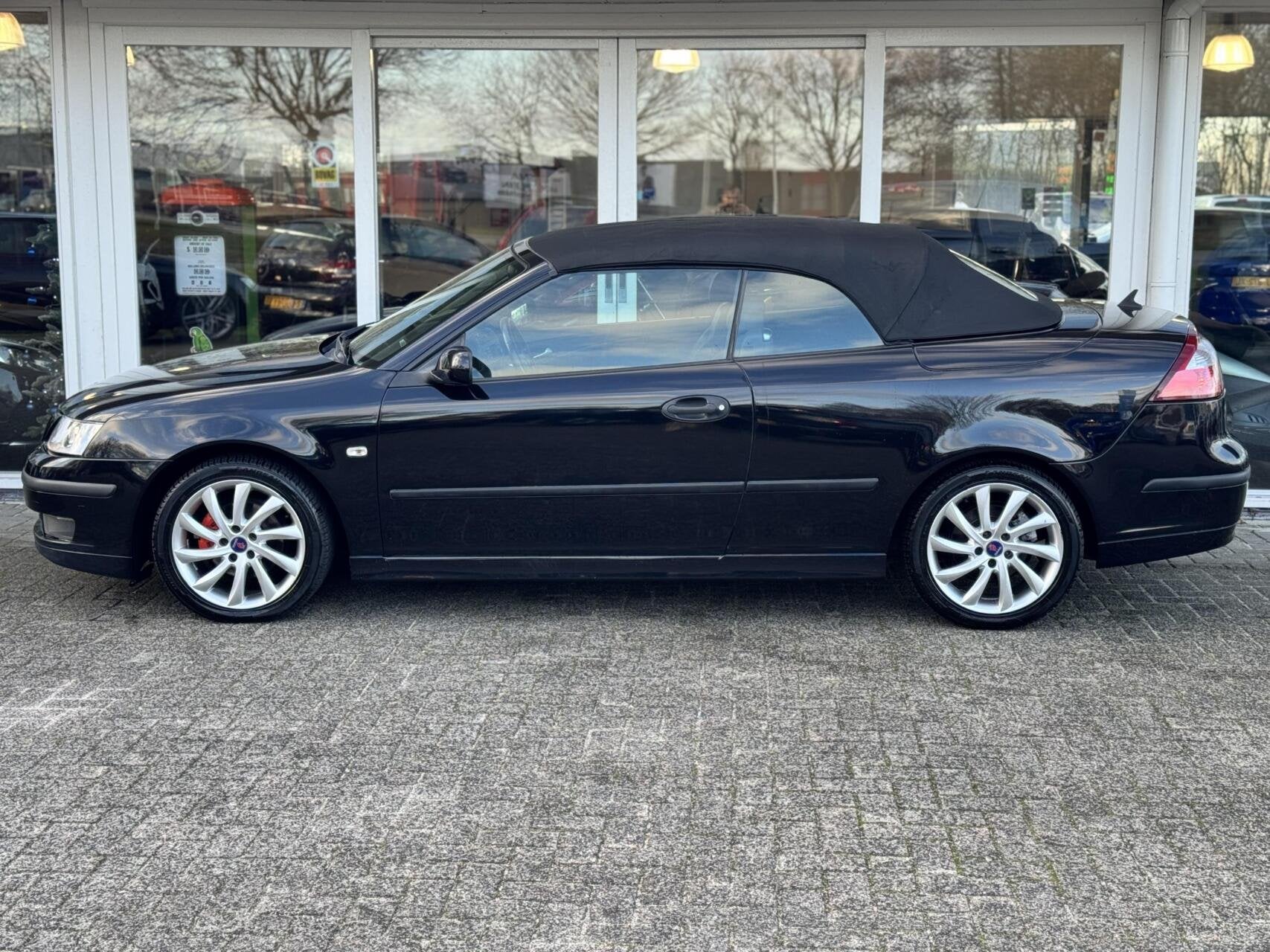 Saab 9-3 Cabrio 1.8T 150pk Vector,Leder,Xenon,Clima,Lmv,, Auto's, Voorwielaandrijving, Gebruikt, Zwart, 4 cilinders