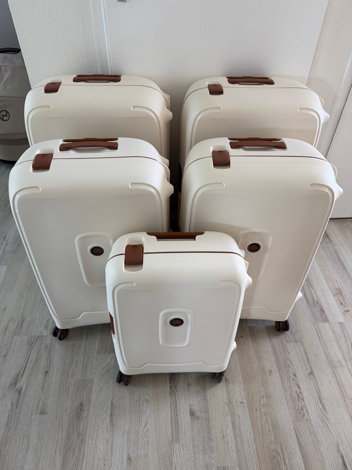 Delsey Moncey kofferset – 5 delig – Wit – Als nieuw, Hard kunststof, 45 tot 55 cm, Slot, Ophalen of Verzenden