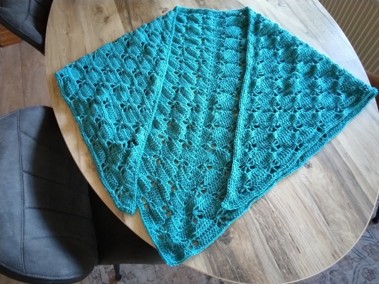 gehaakte omslagdoek, Handgemaakt, Ophalen of Verzenden, Nieuw