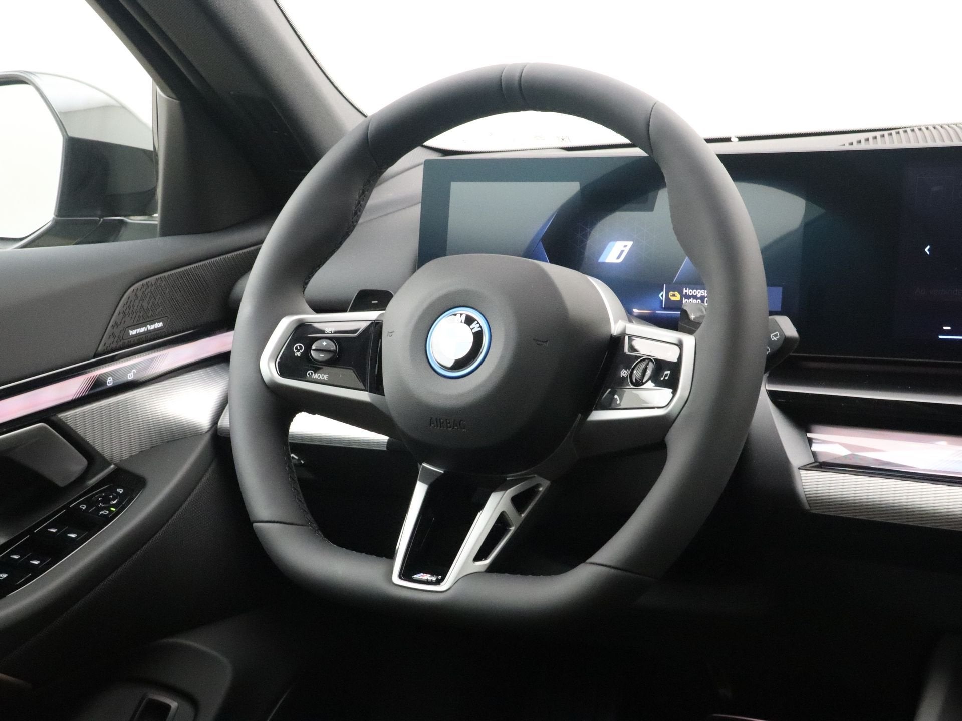 BMW 5 Serie Touring 530e (bj 2026, automaat), Auto's, Automaat, 1998 cc, Achterwielaandrijving, 4 cilinders