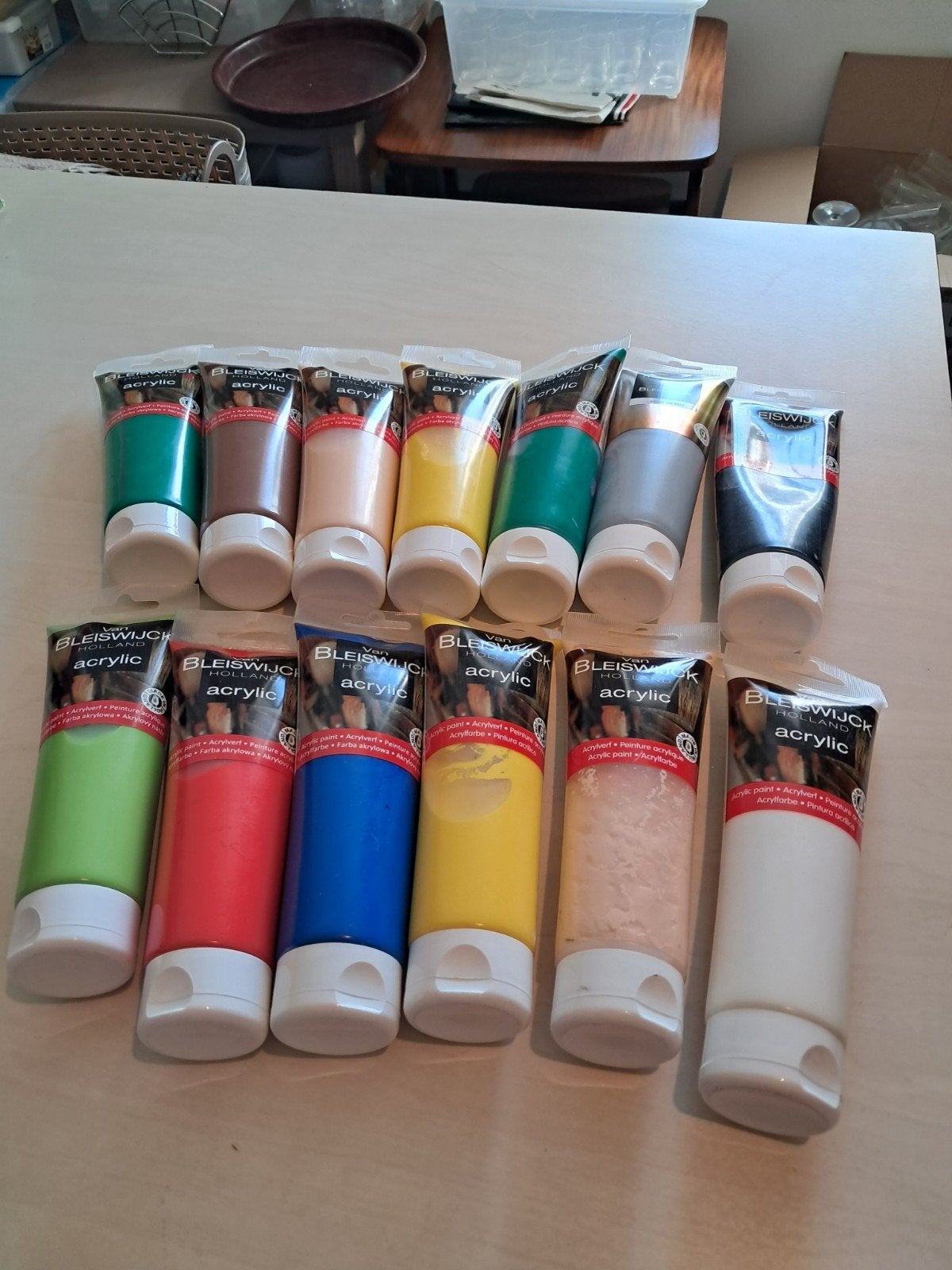 Verf, Ophalen, Acrylverf