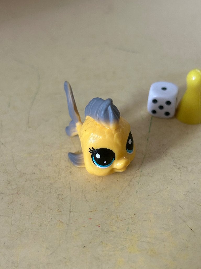 Littlest Pet Shop gele vis LPS #3-51 Yuki Goldfin, Ophalen of Verzenden, Zo goed als nieuw