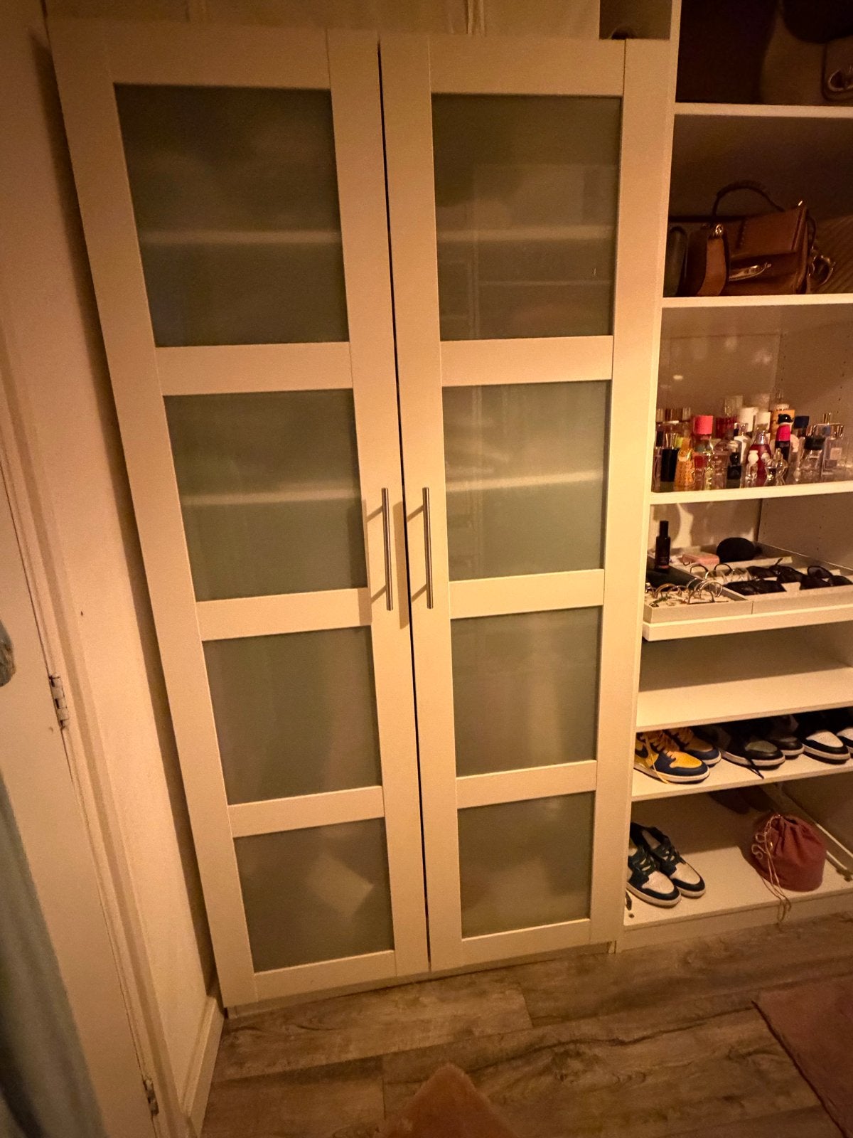 Witte kledingkast  pax ikea met glazen deuren, Huis en Inrichting, Kasten | Kledingkasten, Ophalen, Gebruikt, 100 tot 150 cm, 200 cm of meer