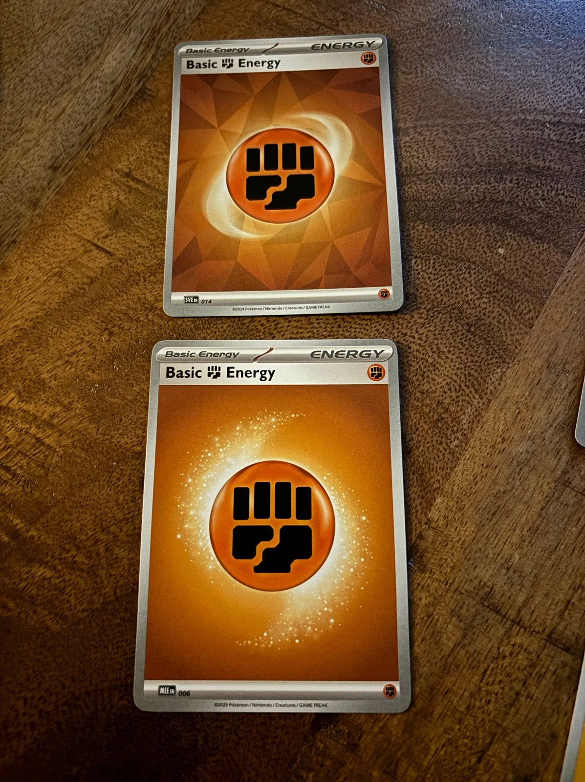 2x Basic Fighting Energy Pokémon Kaart, Ophalen of Verzenden, Zo goed als nieuw, Meerdere kaarten